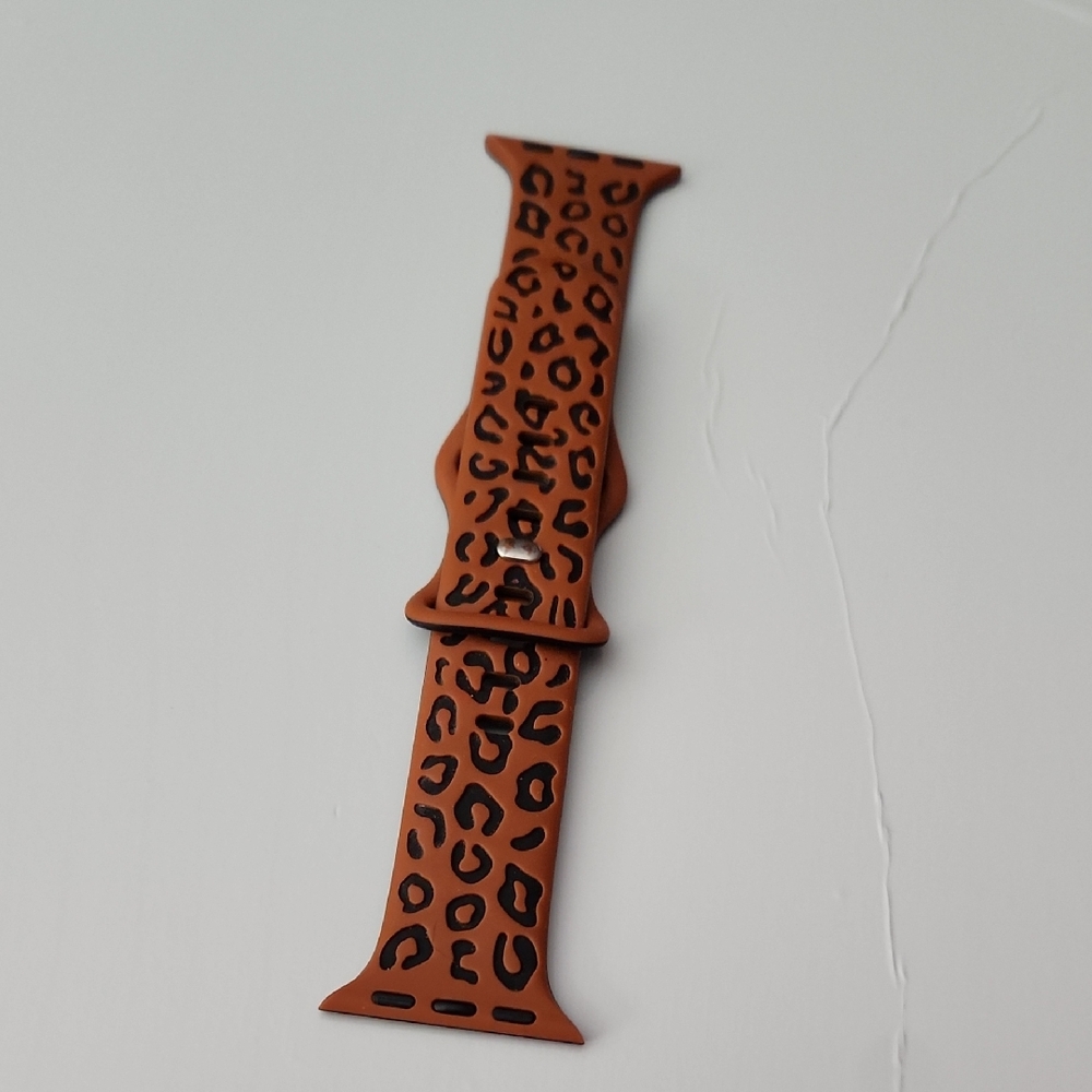 Leopard Print Silicone Apple Watch Band